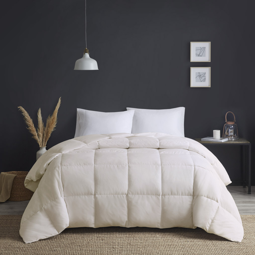 Heavy Warmth Goose Feather and Down Oversize Comforter