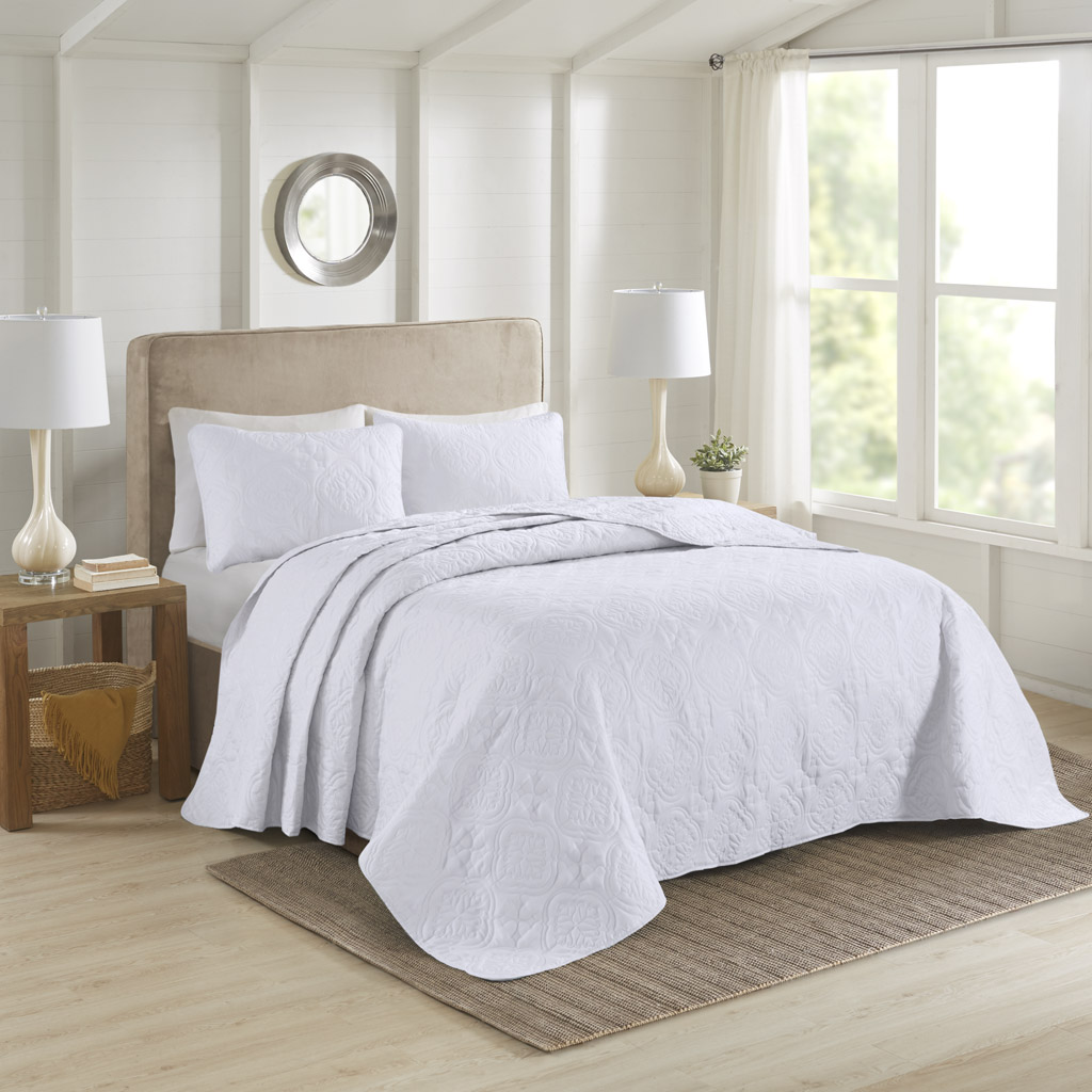 Oakley 3 Piece Reversible Bedspread Set