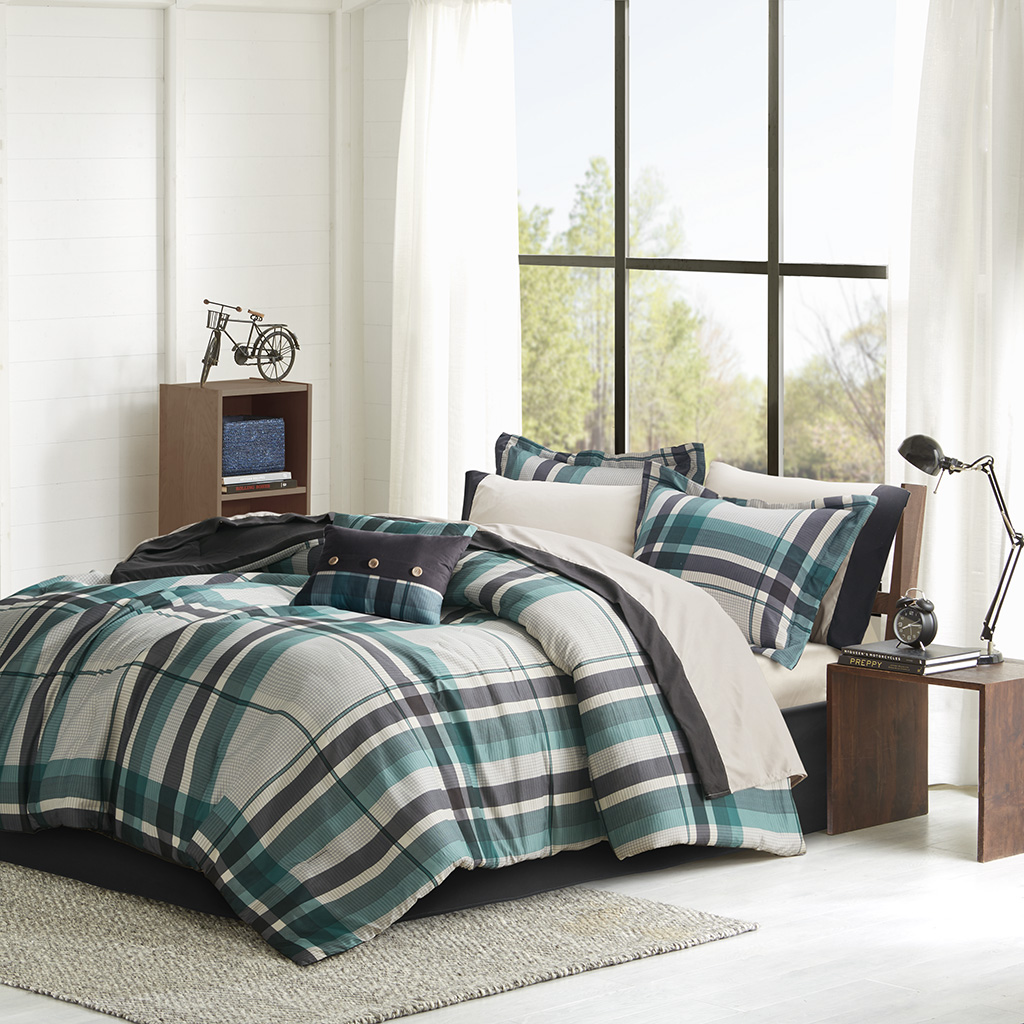 Robbie Plaid Comforter Set with Bed Sheets